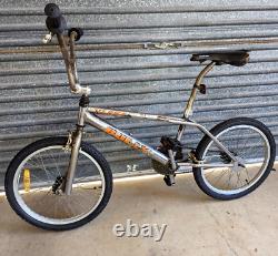 BULLY BMX 1995 RL INC Viper Bicycle 20 INCH FRAME Bike Bicycle