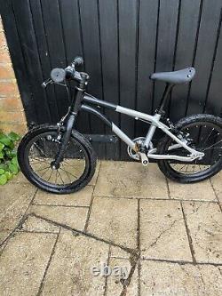 Early Rider Belter Children's Bike. 16 wheels in great condition 420-2500