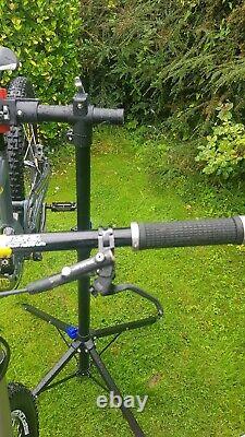 Eaze Sugar Daddy Downhill Cycling Bike (26) (With Snapped Swing- Arm on Frame)