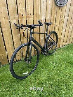 Giant fastroad road bike Size M/l