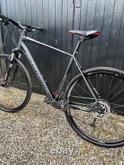 Specialized Crosstrail / Mountain Bike CASH ON COLLECTION